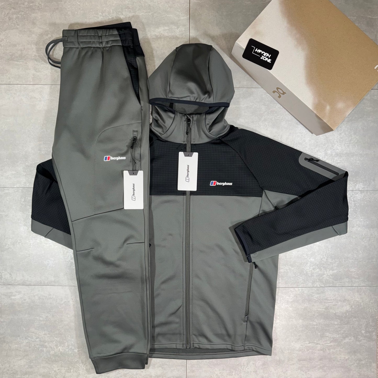 Berghaus Sidley Tracksuit - Black/Grey