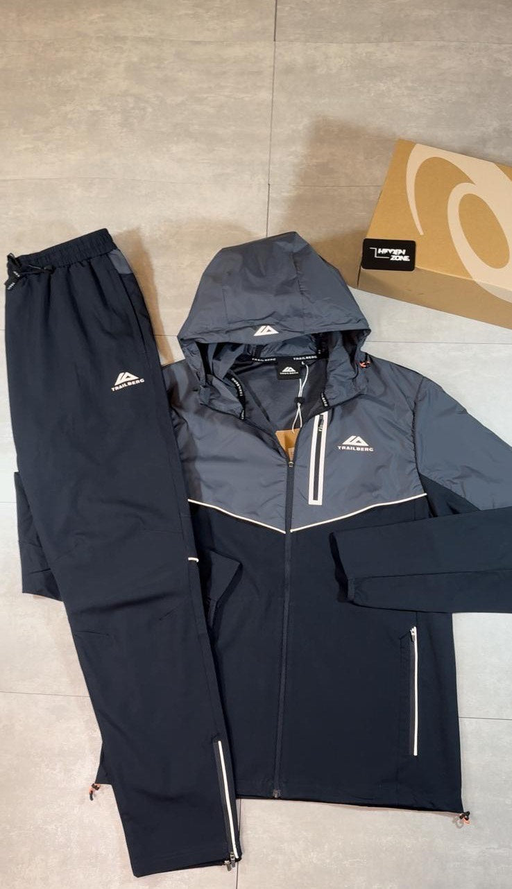 Trailberg Tracksuit - Black/Grey