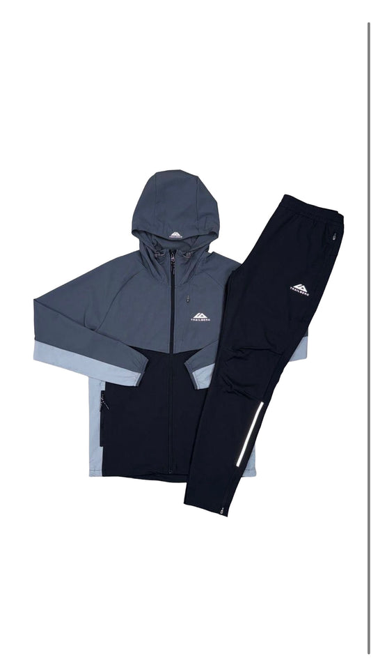 Trailberg Tri - Colour Tracksuit